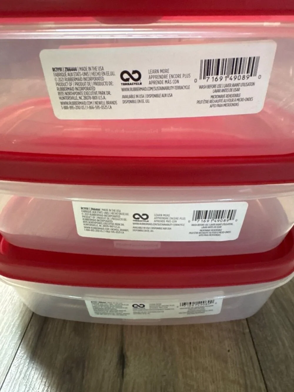 Rubbermaid Easy Find Lids Food Storage Containers 8.5 Cup 2.0L Set Of 3 BPA-Free